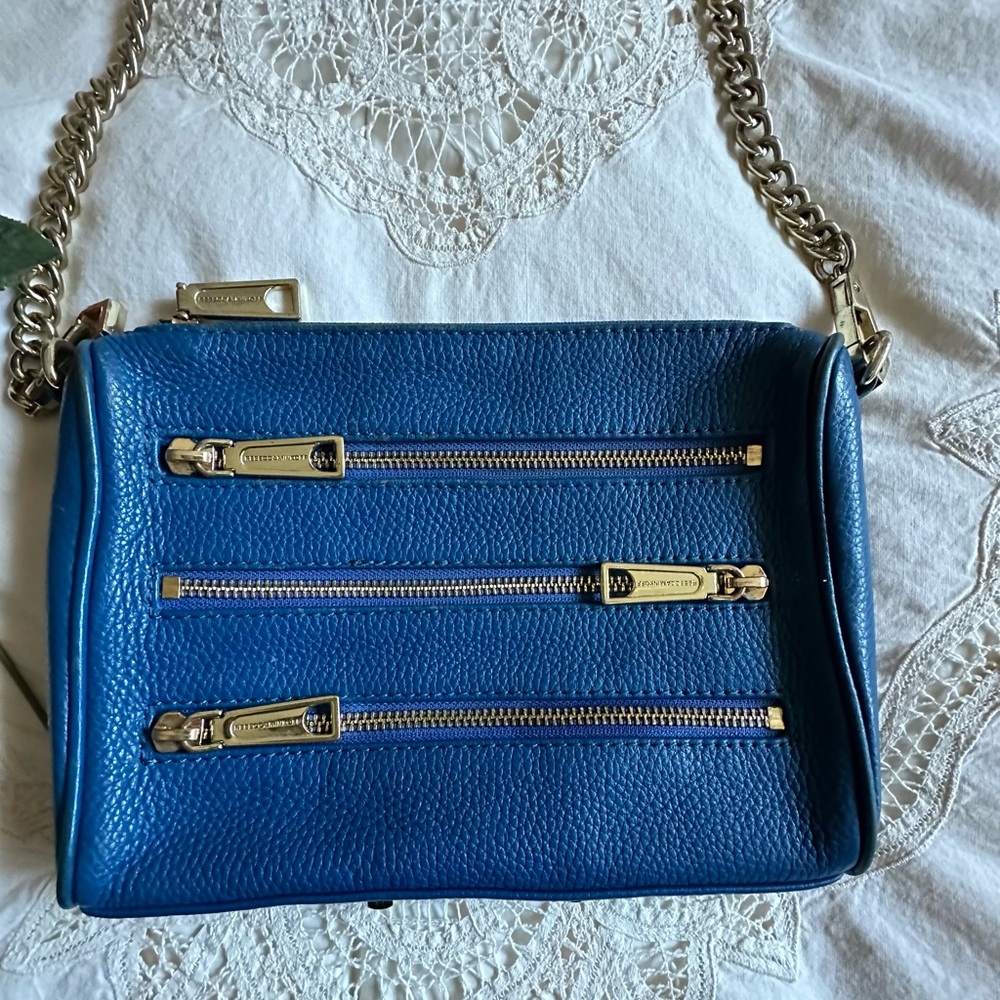 ❤️Rebecca Minkoff Blue and Gold Triple Zipper Crossbody-